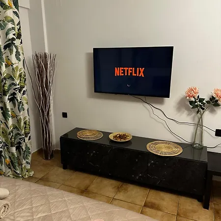 דירה νεάπολη *