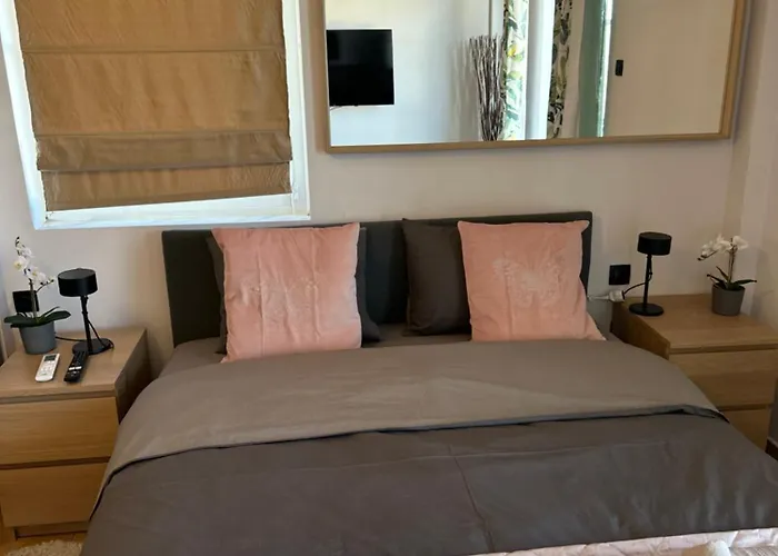 νεάπολη 아파트 *