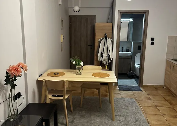 νεάπολη 라리사